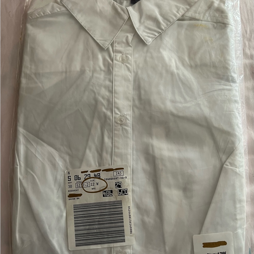 UNOPENED White Boyfriend Shirt 12 W